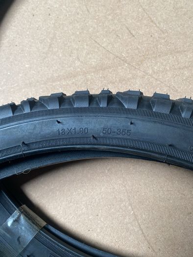 bicycle tyres 18 x1.90
