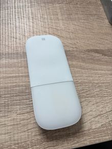 Microsoft surface arc mouse