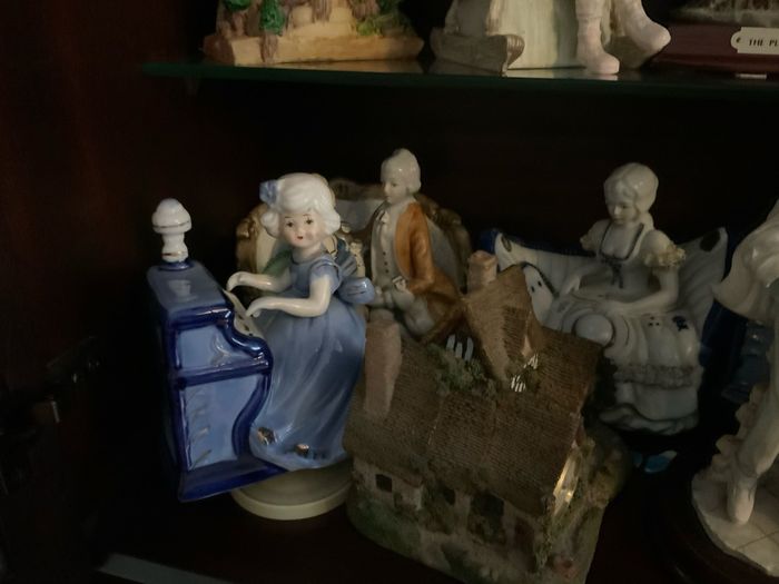 Clock, figures, Display Cabinet