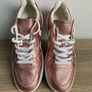 Veja Trainers size 5 Image 2