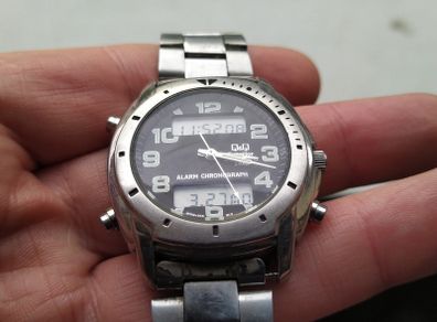 Citizen Q&Q Digi/Ana Watch