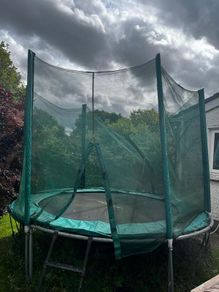 8ft trampoline