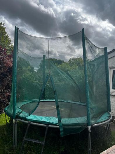 8ft trampoline