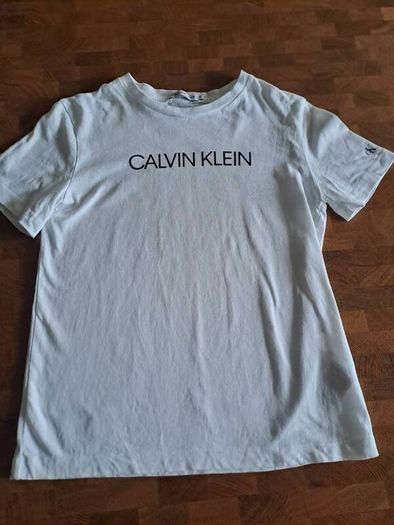 Calvin Klein T-shirt