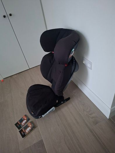 Be Safe Izi up child's car seat