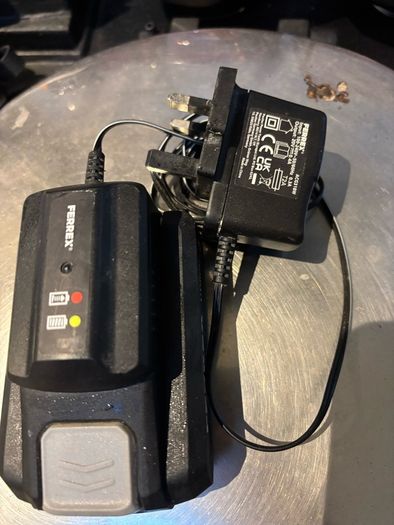 Ferrex 18v lithium battery & charger