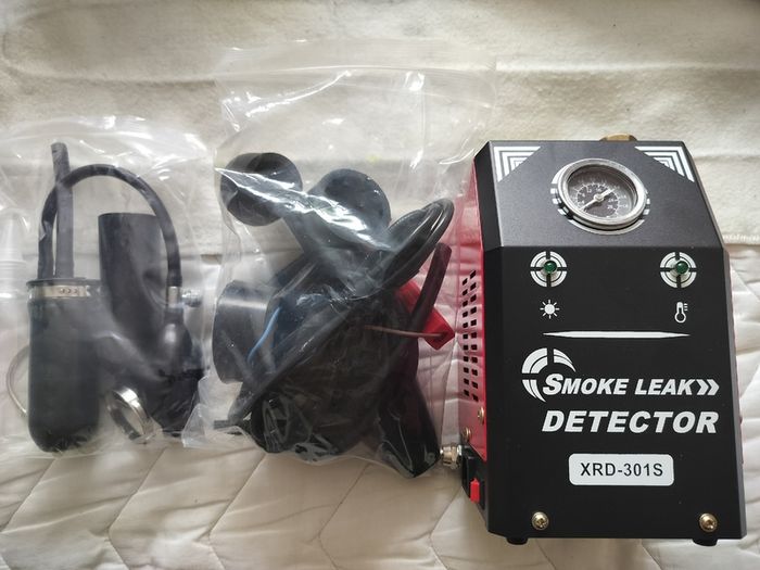Smoke leak tester