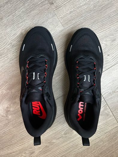 Nike Vomero Plus Black Trainers