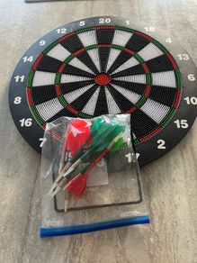 dart board