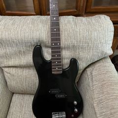 base guitar