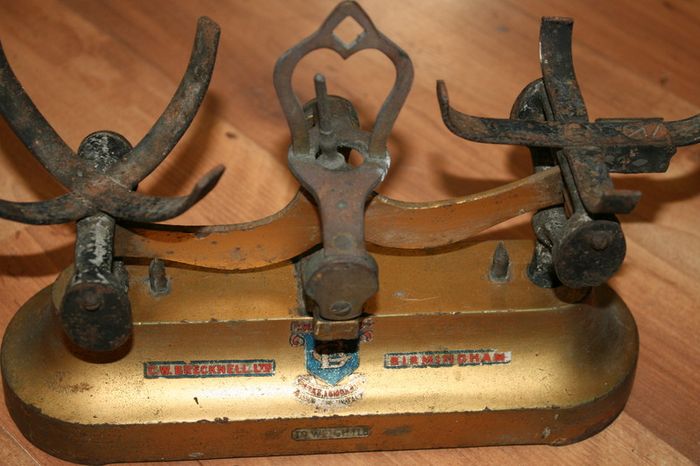 Vintage Scale