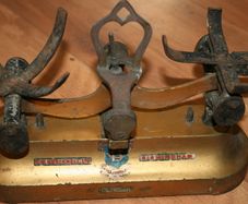 Vintage Scale