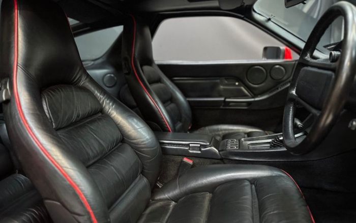 Porsche 928 S4 5.0 V8 Automatic