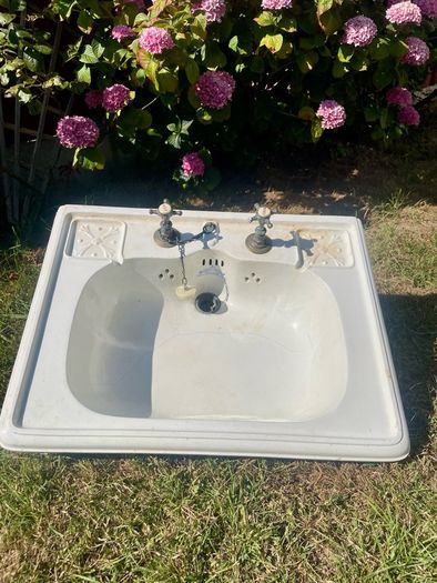 Original Antique Victorian Shanks Toilet Sink Basin