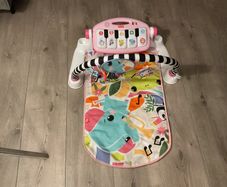 Baby activity mat