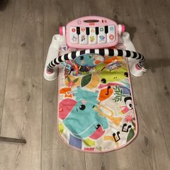 Baby activity mat