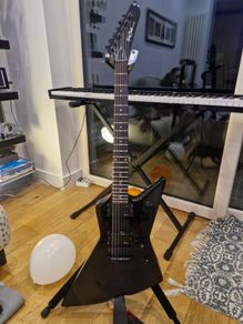 Electric Guitar - Explorer