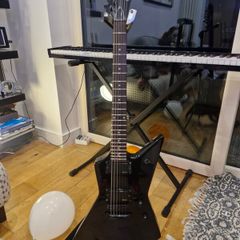 Electric Guitar - Explorer