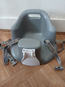Upseat Baby Floor Seat and Booster with Tray
