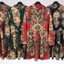 Patterned velor dress Image 7