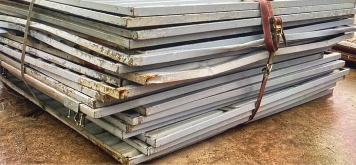 Hoarding panels  /// fencing /privacy