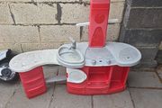 Free toy kitchen