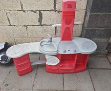 Free toy kitchen