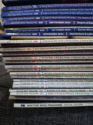 Doctor Who Magazines x35
