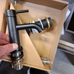 Mini mono basin mixer Matt black with waste