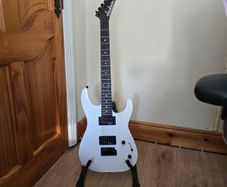 Jackson Dinky js11