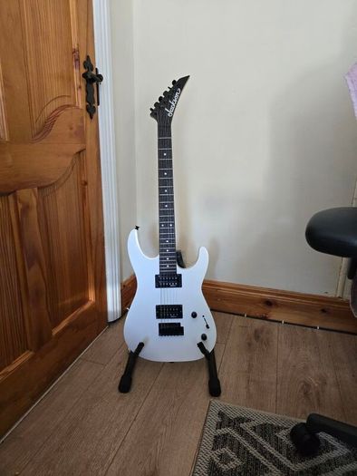 Jackson Dinky js11