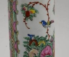 Stunning Chinese vase