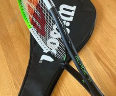 wilson tennis racket
