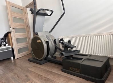 elliptical TechnoGym