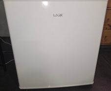 Mini fridge/Small Fridge