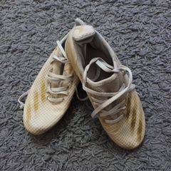 Boys boots