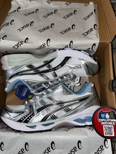 Onclouds, asics , sauconys