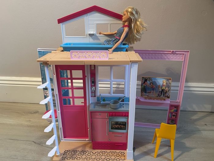 barbie malibu house