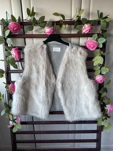 gilet grey fake fur front cropped gilet size X-Large savida