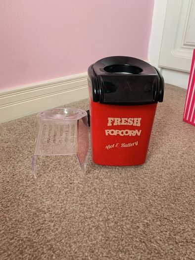 Popcorn machine