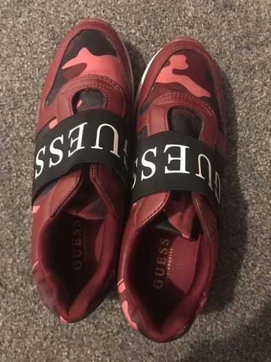 guess runners size 4.5