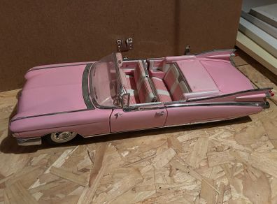 Cadillac Elvis