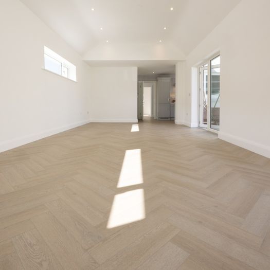 Dalton Oak SPC Vinyl Herringbone Flooring 60x12.5cm
