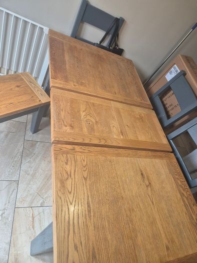 Dining room table