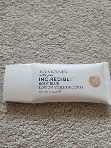 Inc.Redible body blur colour champagne