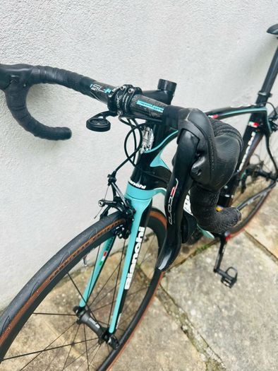 bianchi Impulso cv carbon Campagnolo