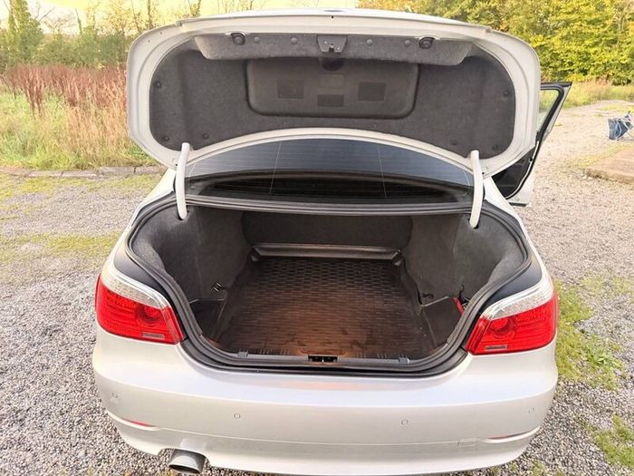 BMW 5-Series 2009