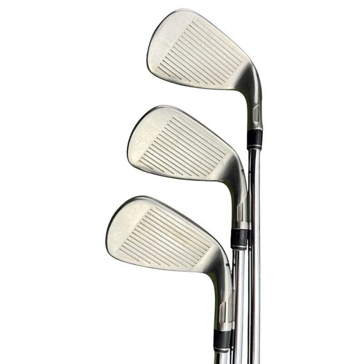 Taylormade Stealth Irons / 5-Pw / Dynamic Gold 95 R300 Regular / Left Hand