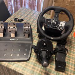 Logitech G920 Racing. In excellent condition
