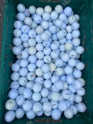 Hard mixed golf balls